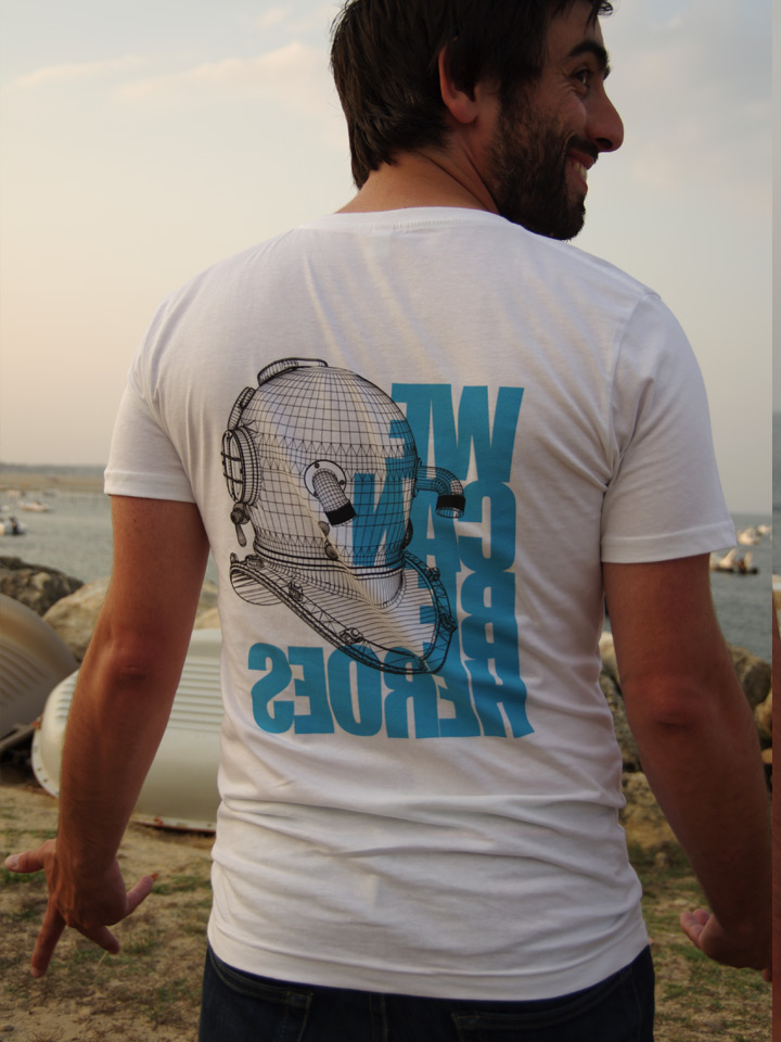 tee-shirt plongée coton bio homme Dykkeren The eco-friendly divewear Fairwear Heroes casque Scaphandrier Piel Kirby Morgan We can be Heroes!