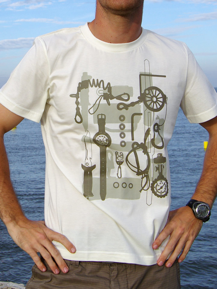tee-shirt coton bio Dykkeren The Eco-Friendly Divewear plongée sous-marine Toolkit matériel de plongée dévidoir manomètre compas